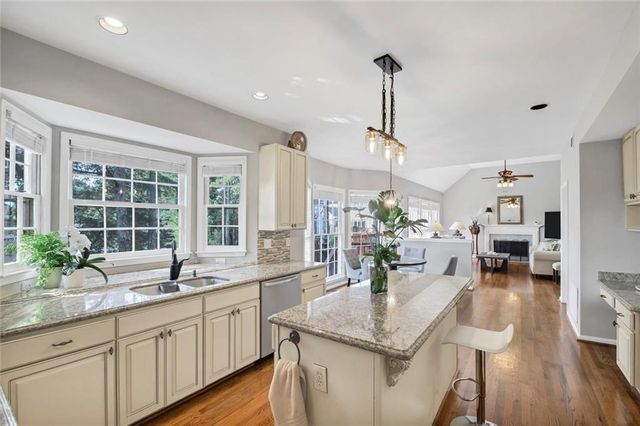 7175 Devonhall Way, Johns Creek, GA 30097