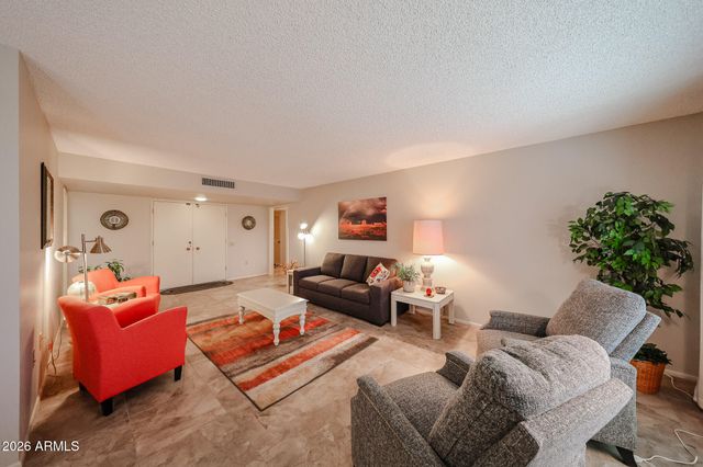 10249 W GULF HILLS Drive, Sun City, AZ 85351