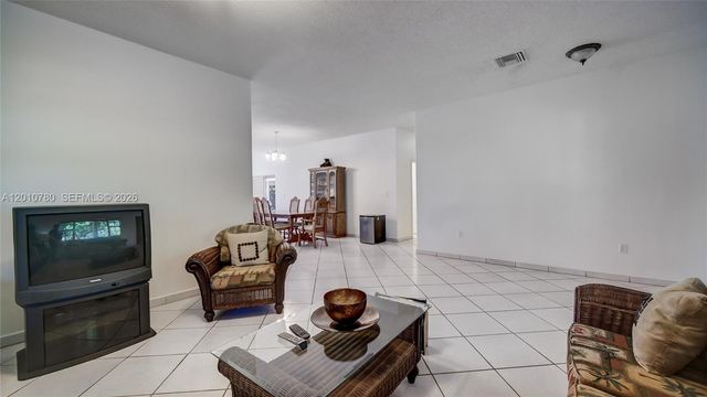20400 SW 328th St, Homestead, FL 33030