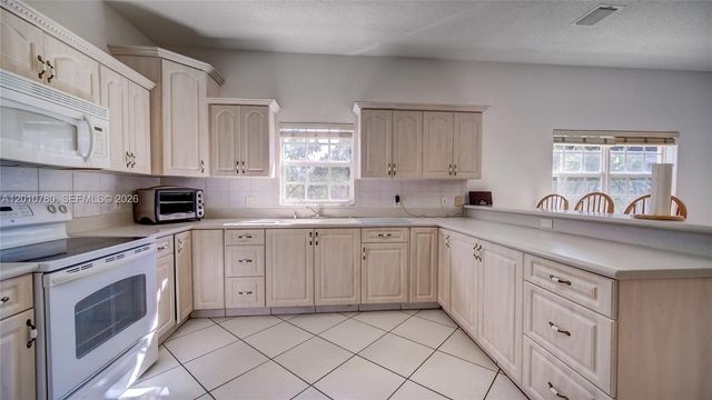 20400 SW 328th St, Homestead, FL 33030