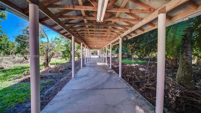 20400 SW 328th St, Homestead, FL 33030