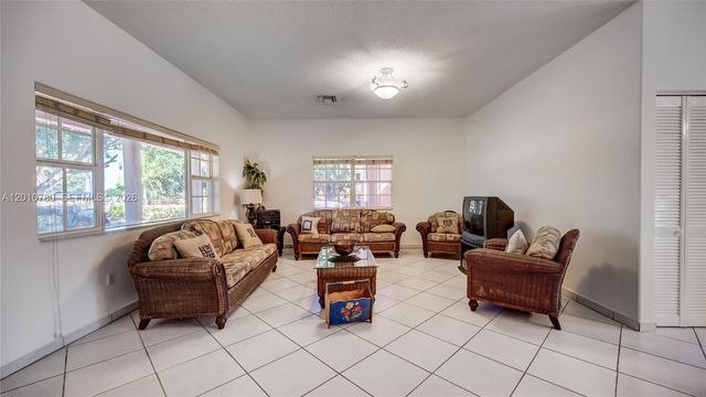 20400 SW 328th St, Homestead, FL 33030