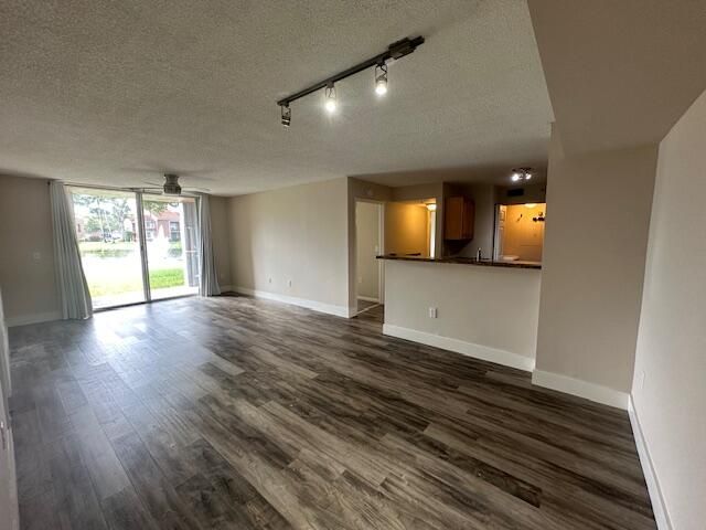 7824 Sonoma Springs Circle 110, Lake Worth, FL 33463