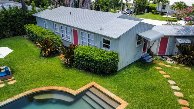 15 N Swinton Circle, Delray Beach, FL 33444