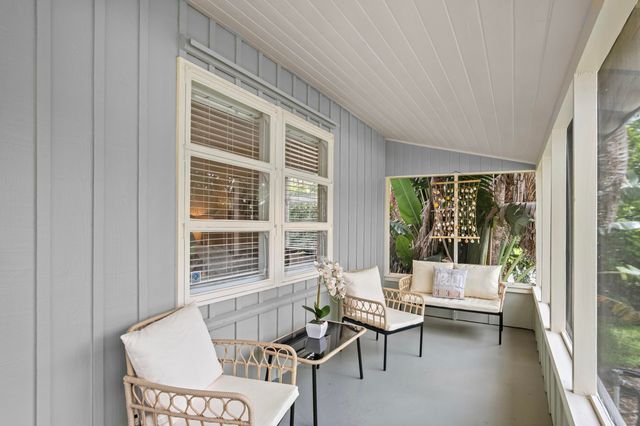 15 N Swinton Circle, Delray Beach, FL 33444