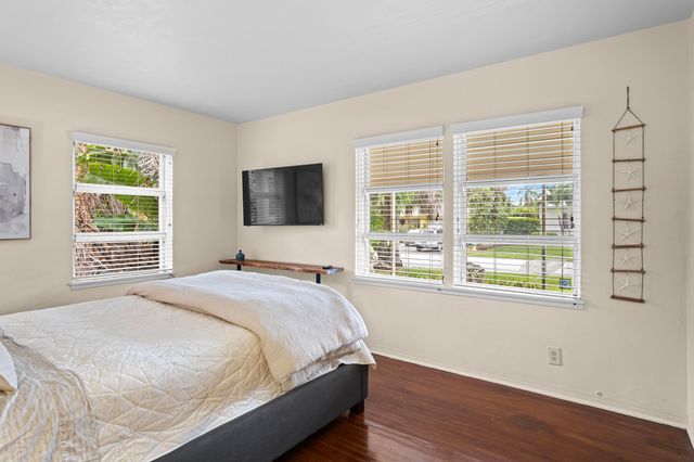 15 N Swinton Circle, Delray Beach, FL 33444