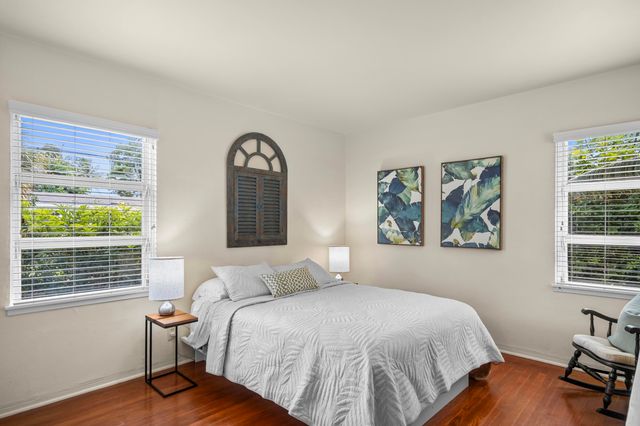 15 N Swinton Circle, Delray Beach, FL 33444