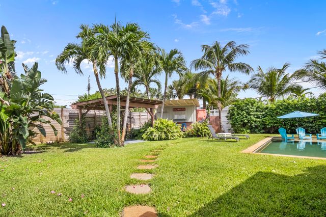15 N Swinton Circle, Delray Beach, FL 33444