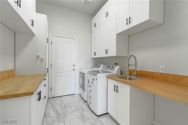 1392 Via Merano Street, Henderson, NV 89052