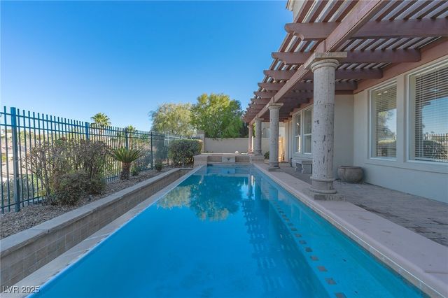 1392 Via Merano Street, Henderson, NV 89052
