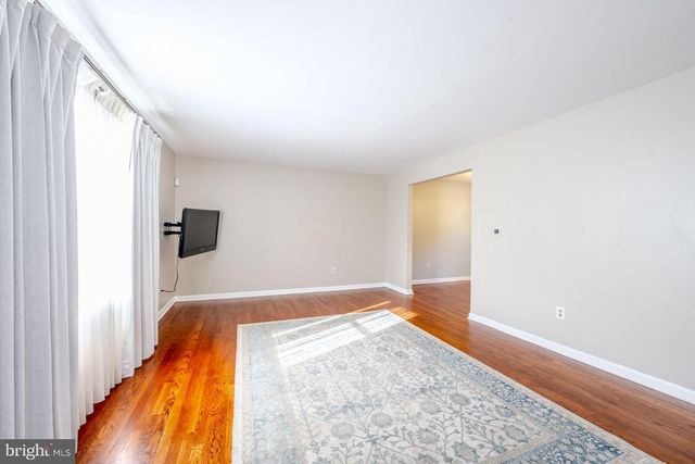7727 LAYTONIA DR, Derwood, MD 20855