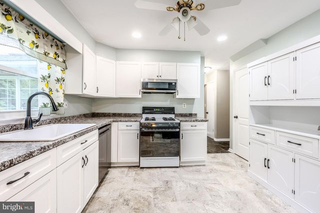 7727 LAYTONIA DR, Derwood, MD 20855