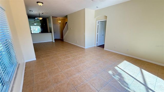 8906 IRON OAK AVENUE, Tampa, FL 33647