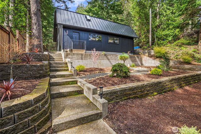 1721 Summit Lake Shore Road NW, Olympia, WA 98502