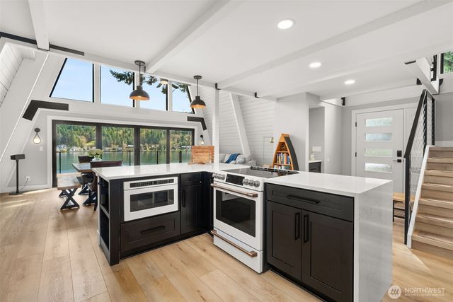 1721 Summit Lake Shore Road NW, Olympia, WA 98502