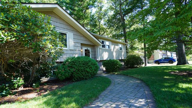 60 Old Farm Road, Mansfield, MA 02048