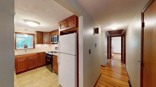 60 Old Farm Road, Mansfield, MA 02048