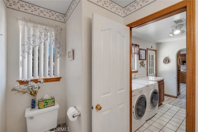 11631 Whitehaven, Oak Hills, CA 92344