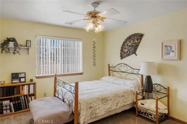 11631 Whitehaven, Oak Hills, CA 92344