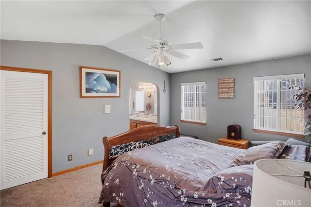11631 Whitehaven, Oak Hills, CA 92344