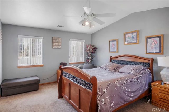 11631 Whitehaven, Oak Hills, CA 92344