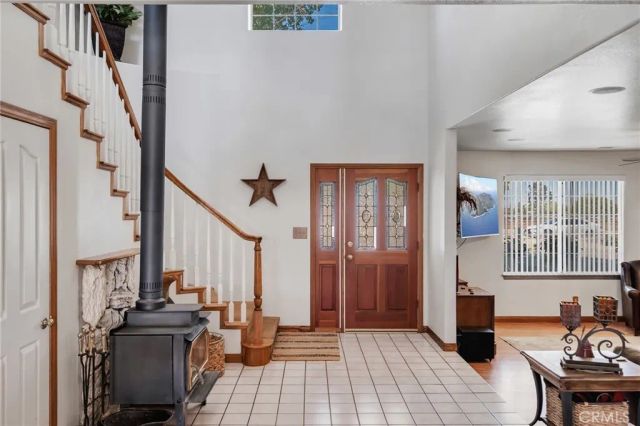 11631 Whitehaven, Oak Hills, CA 92344