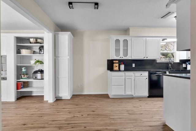 125 W 5th Street, Krum, TX 76249