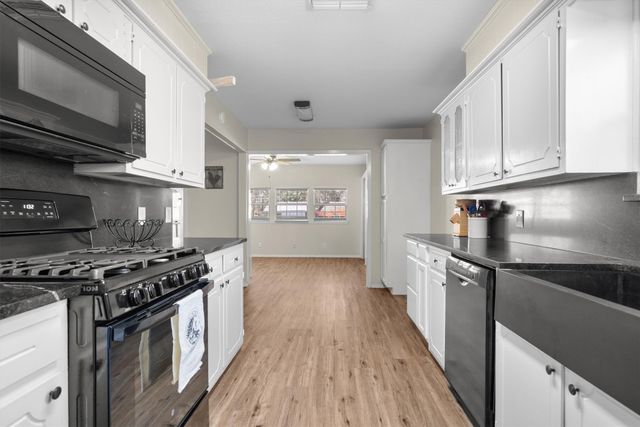 125 W 5th Street, Krum, TX 76249