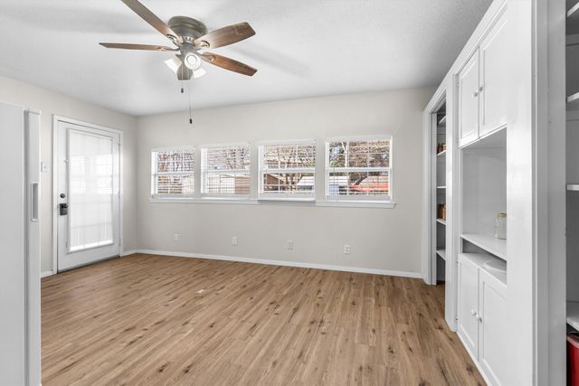 125 W 5th Street, Krum, TX 76249