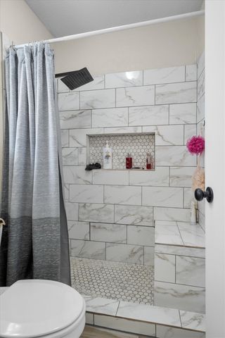 125 W 5th Street, Krum, TX 76249