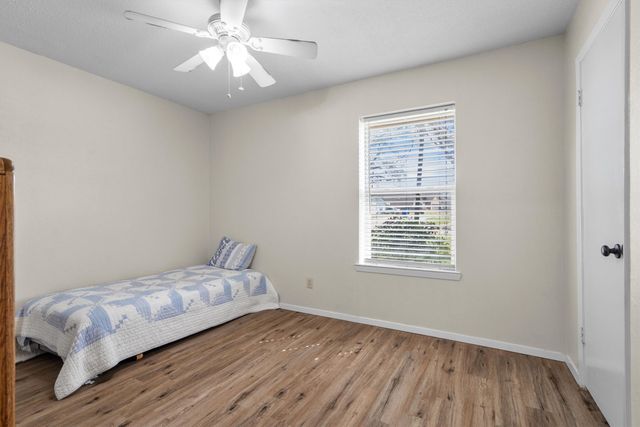 125 W 5th Street, Krum, TX 76249