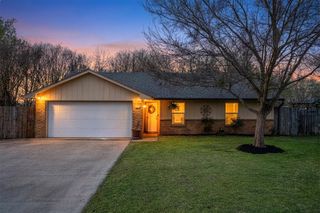 125 W 5th Street, Krum, TX 76249