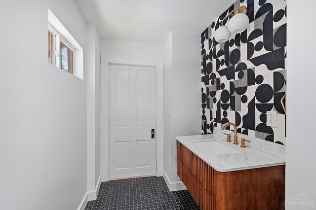 349 Tusculum Avenue, Cincinnati, OH 45226