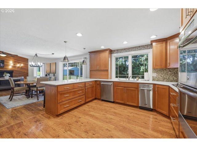 13606 Nw 42ND Ave, Vancouver, WA 98685