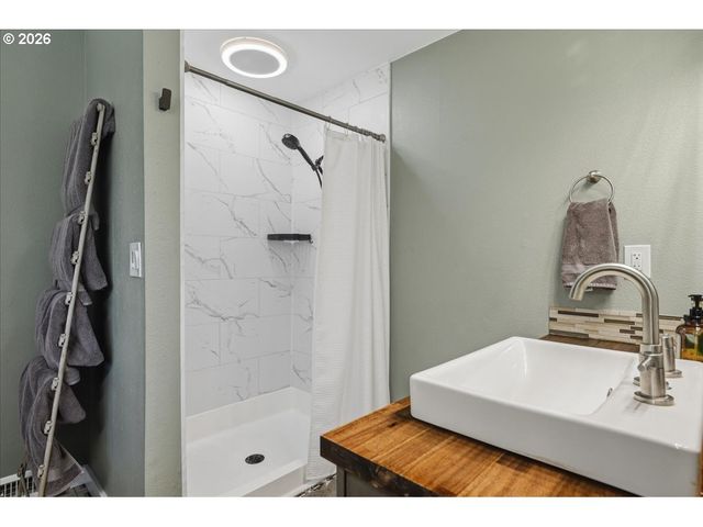 13606 Nw 42ND Ave, Vancouver, WA 98685