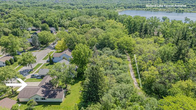1272 Arlington Drive W, Hanover Park, IL 60133