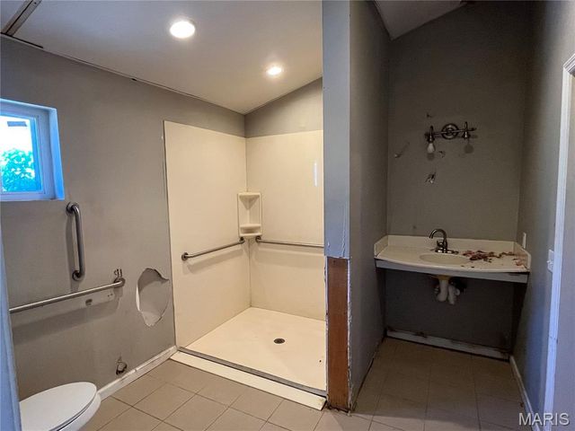 5414 S Kingshighway Boulevard, St Louis, MO 63109