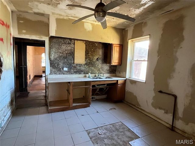 5414 S Kingshighway Boulevard, St Louis, MO 63109