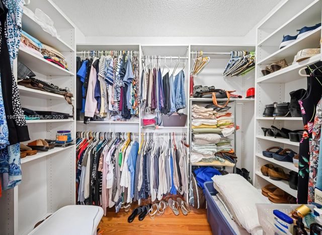 1340 NW 125th Ter, Sunrise, FL 33323