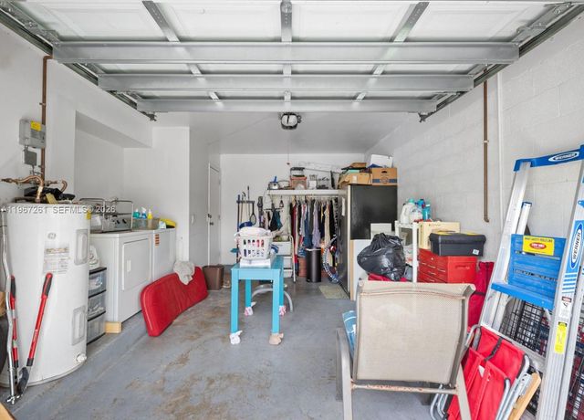 1340 NW 125th Ter, Sunrise, FL 33323