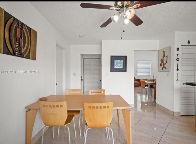 1340 NW 125th Ter, Sunrise, FL 33323