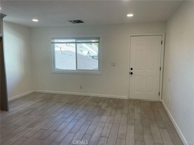 10037 Samoa Avenue 11, Tujunga, CA 91042