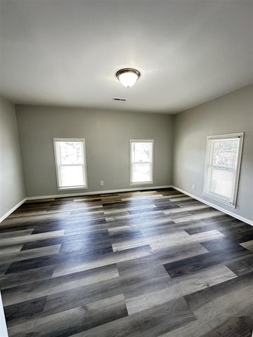 1707 S Burdick Street, Kalamazoo, MI 49001