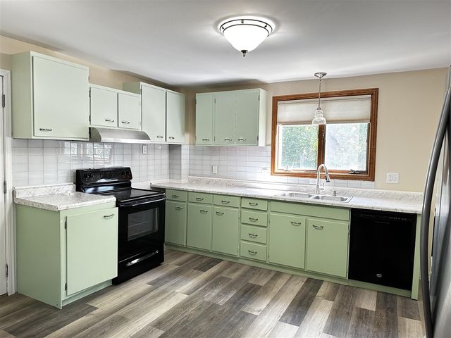 1707 S Burdick Street, Kalamazoo, MI 49001