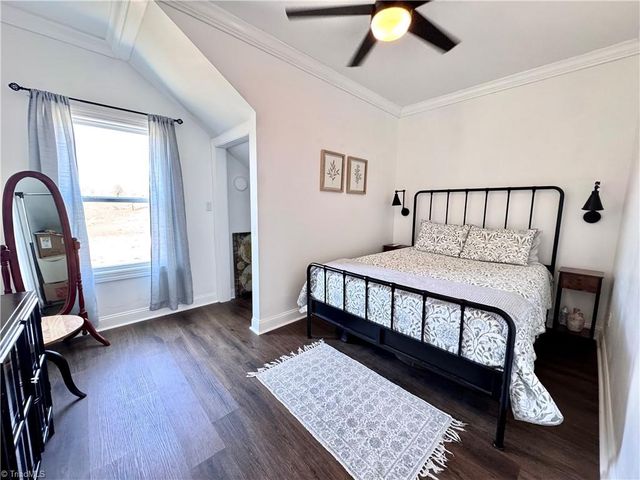 322 Layell Road, Elkin, NC 28621