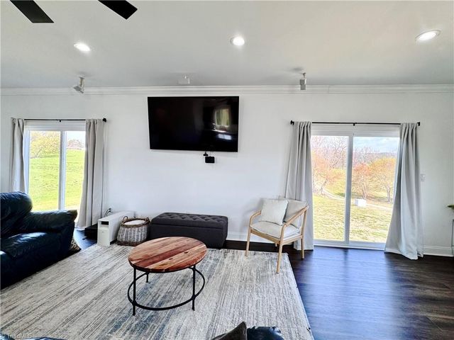 322 Layell Road, Elkin, NC 28621