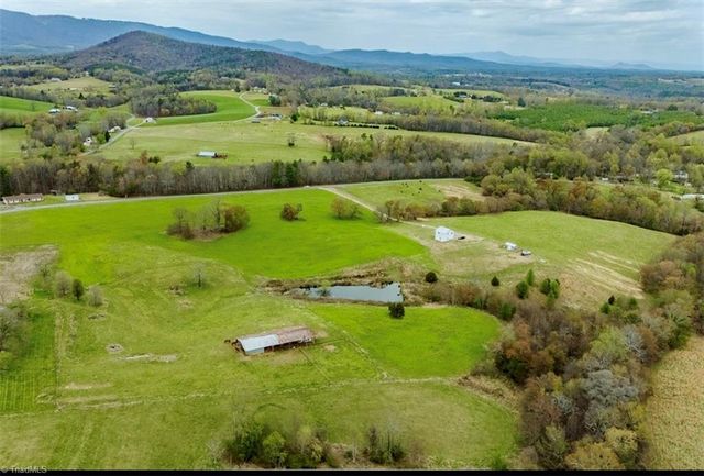 322 Layell Road, Elkin, NC 28621