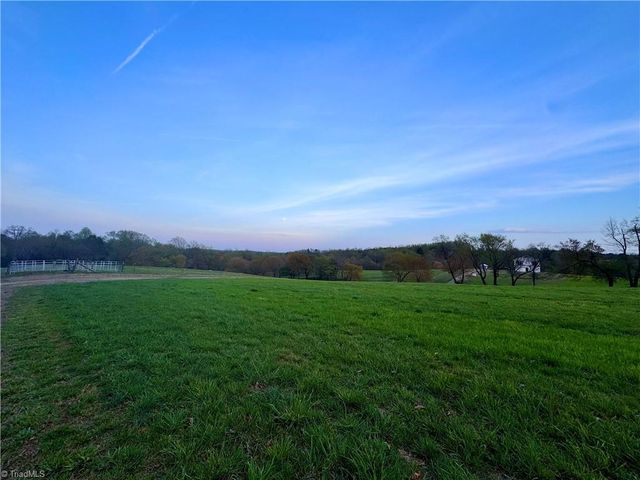 322 Layell Road, Elkin, NC 28621