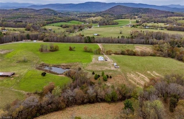 322 Layell Road, Elkin, NC 28621