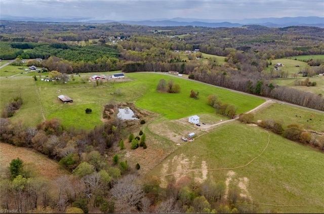 322 Layell Road, Elkin, NC 28621